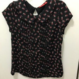Elle floral black shirt